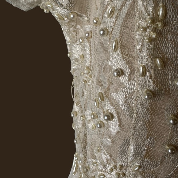 Vintage 70s Beaded White Lace Wedding Dress - Picture 7 of 7